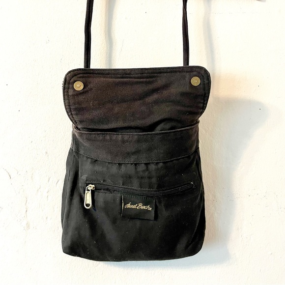 Laurel Burch Cats Fold Over Canvas Crossbody Bag Purse, Black & White - Picture 7 of 11